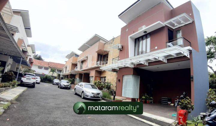 Rumah Lux Fully Furnished di Cluster Eksklusif Kawasan Surya Sumantri Pasteur, Dekat Maranatha 2