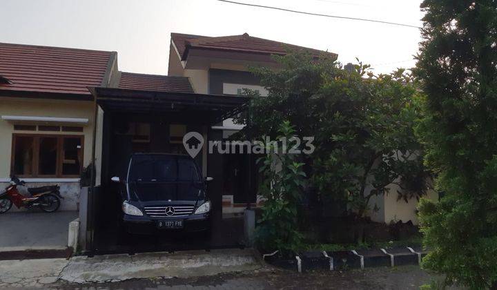 Rumah Terawat 1,5 lantai Siap Huni di Pinus Regency Bandung 1