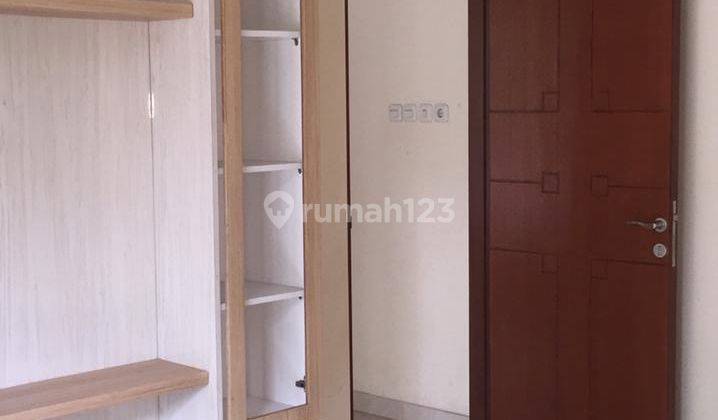 Rumah Casa Jardin 2 Lantai 5 Kamar Full Renovasi 1