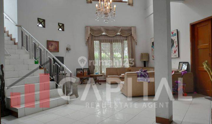 Rumah Bonus Kolam Renang Sayap Pasteur 1