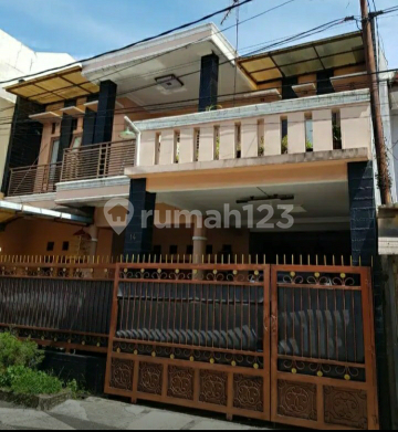 rumah  lokasi jaln terusan Sindang barang Antapani