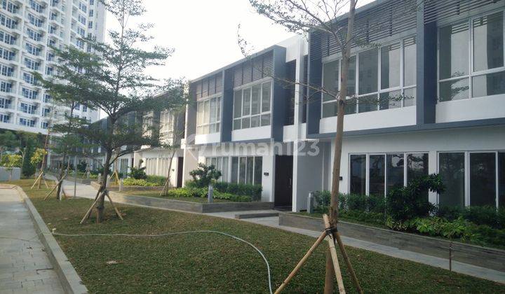 TOWN HOUSE PURI MANSION DEKAT PINTU TOLL, MALL, CBD, RS PURI INDAH 2