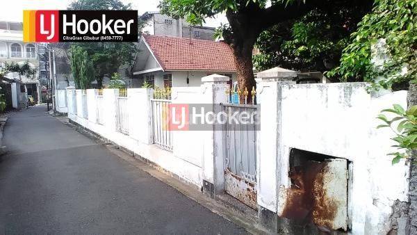 Rumah Luas Dikawasan Utan Kayu Jakarta Timur 1