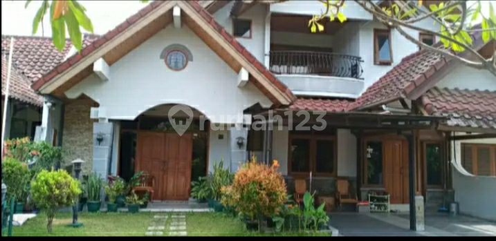 Rumah elite lokasi Antapani