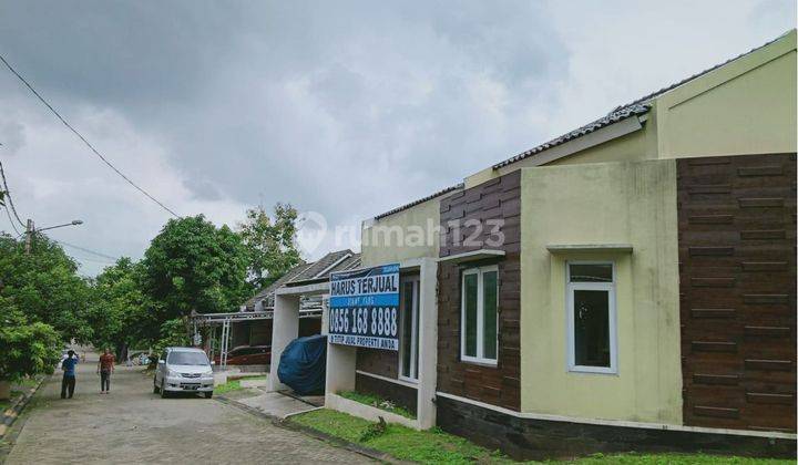 Rumah Minimalis Mewah di Cibubur Country, Bogor 1