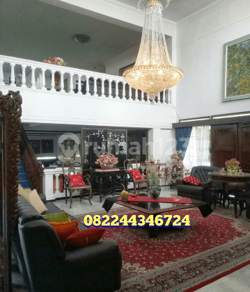 Rumah Mewah Di Bandung 3 lantai LT 1405 2