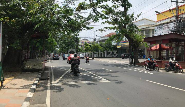 Rumah pinggir jalan raya imam bonjol tengah kota semarang 2