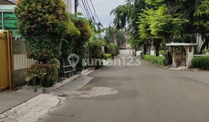 Rumah 2Lantai Siap Huni, Kebon Jeruk, Jakarta Barat. Rumah 2Lantai Siap Huni, Kebon Jeruk, Jakarta Barat.