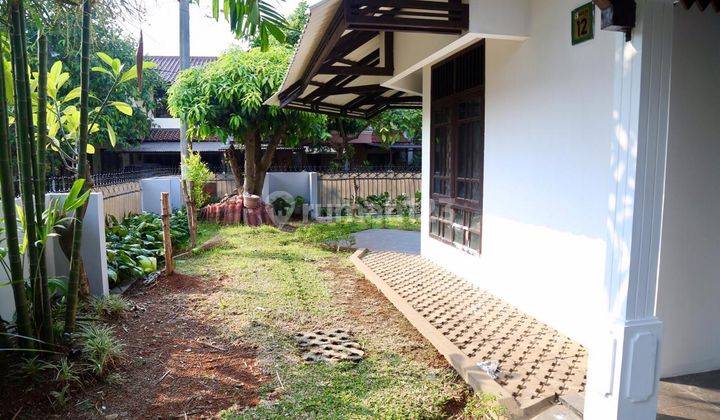 Dijual Rumah Siap Huni  Terawat posisi hook stategis Camar Bintaro, Tangerang Selatan 1