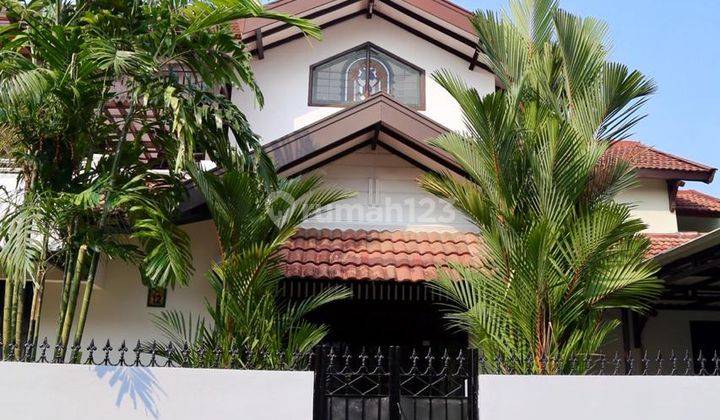 Dijual Rumah Siap Huni  Terawat posisi hook stategis Camar Bintaro, Tangerang Selatan 2