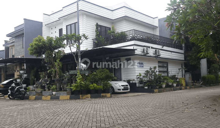 Rumah Eklusive 2  Lantai Siap Huni di Cibubur 2