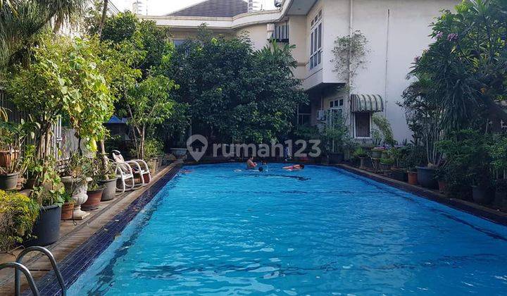 Rumah Mewah Siap Huni, Ada Kolam Renang Ukuran 6m X 16m, Ada Bangunan Tambahan Paviliun di Polonia Otista, Jakarta Timur, Hub 0813 1838 Satu Delapan Tiga Delapan 1