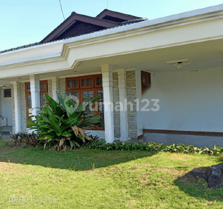 Rumah Bagus Besar Siap Huni di Kutamaya Sumedang 1