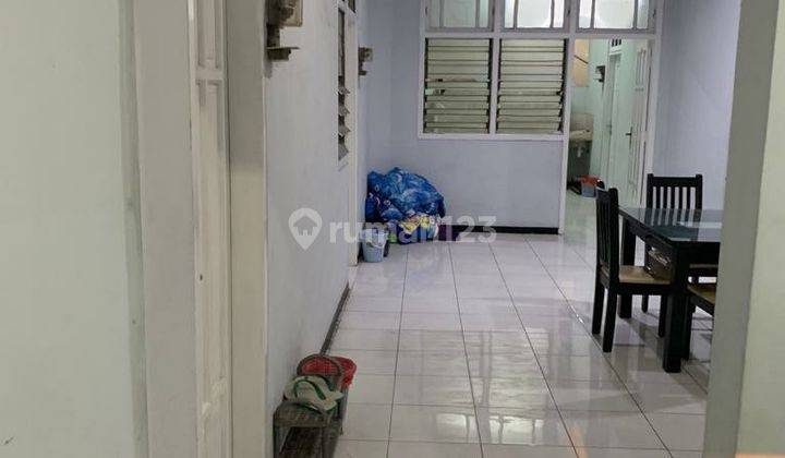 Rumah 2 Lantai Hak Guna Bangun di Dukuh Kupang Barat, Surabaya 2