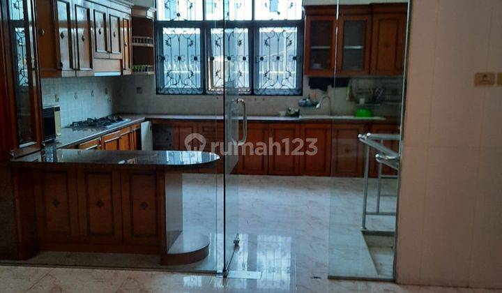 Rumah 2 Lantai Bagus Furnished SHM Kavling Polri 1