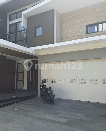 Rumah mewah baru modern 2 lantai pusat kota bandung 2