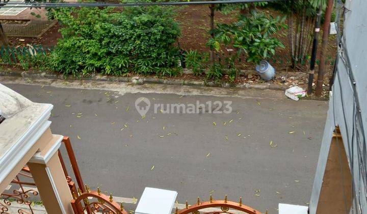 Rumah pondok kelapa kav Dki pinggir jalan,Jakarta Timur 1