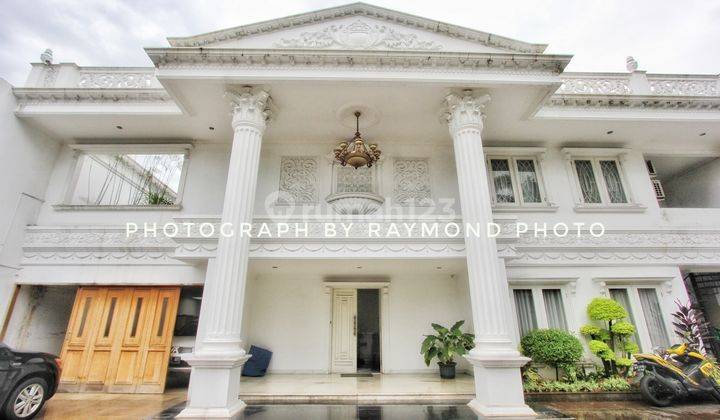 Rumah Pondok Indah design Classic yang mewah !! 1