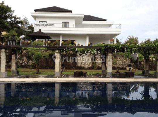 Luxury Villa Sahadewa di Pecatu 1