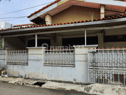 rumah lama mungil bs bangun kost2an 2