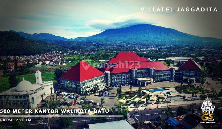 rumah villa mewah strategis kota wisata batu malang 2