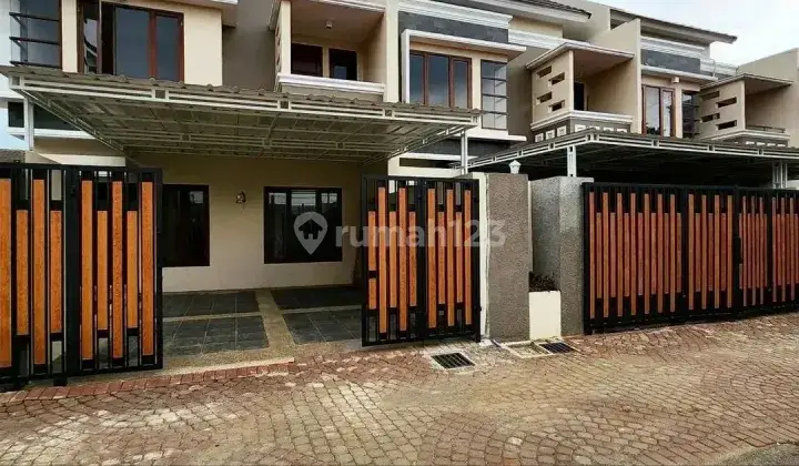 Rumah siap huni dalam komplek di jakarta selatan 1