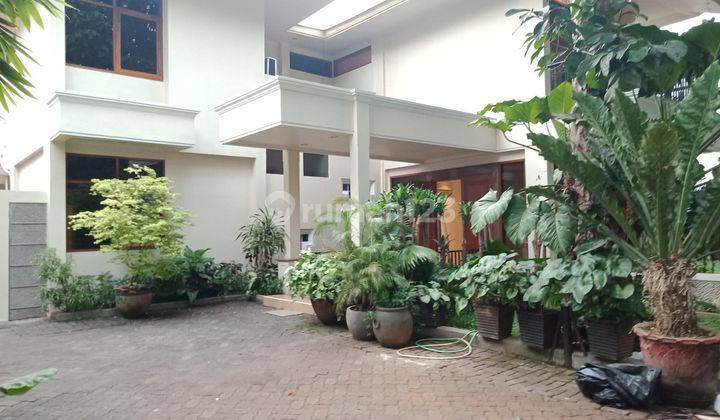 Comfortable house in Kemang area \&#34;price negotiable\&#34; 1