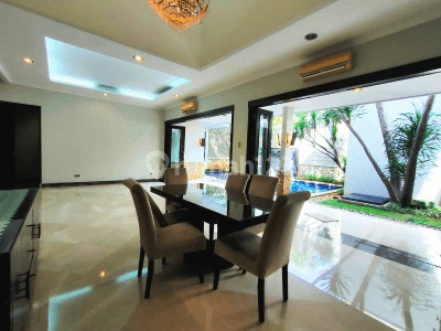 Turun Harga Rumah Cantik Harga Menarik Area Prime Kemang Jakarta Selatan 1