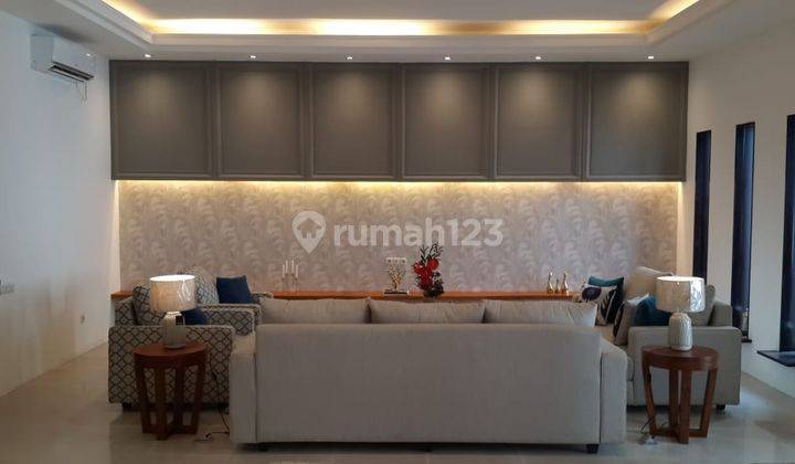 Rumah 2 Lantai Minimalis LT 450 m2 (20×22.5) LB 650 m2 di Puri Widya Kencana Citraland Surabaya 1