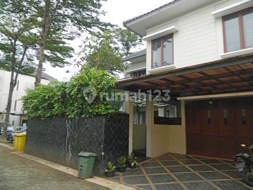 Cozy and Beautiful House in Townhouse with 24 hours Security 1