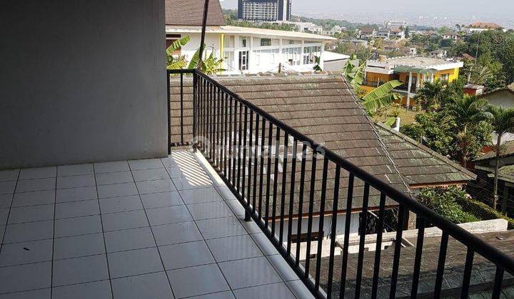 Rumah Dua Lantai Bukit Pakar Timur, Dago Pakar bandung Utara 2