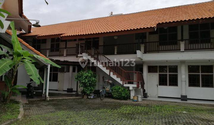 Jual Homestay/Guest House di Jemursari Selatan, Parkir Luas, 2 Lantai, Siap Huni - HY - 2