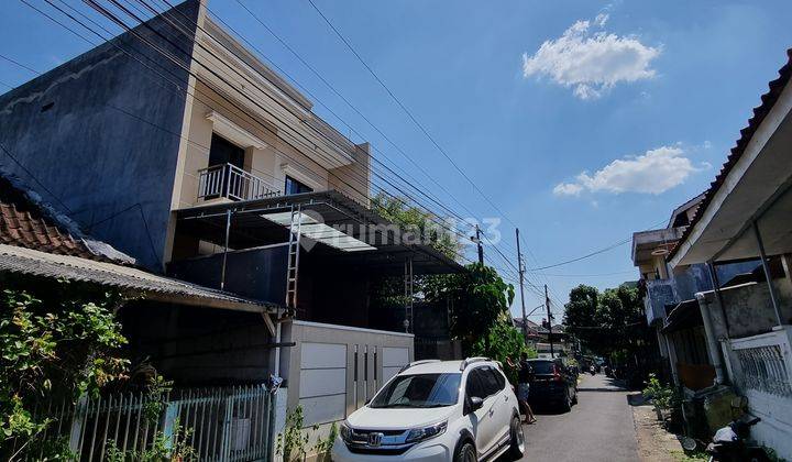 TURUN HARGA !!
RUMAH BATAN MIROTO Semarang
Lokasi seputar segitiga emas Semarang
Hy 100 meter dr Jl THAMRIN 
KUALITAS BANGUNAN BAGUS DAN SGT TERAWAT !! Siap Huni !
HARGA JUAL: 2M TURUN JD 1.9M NEGO 1