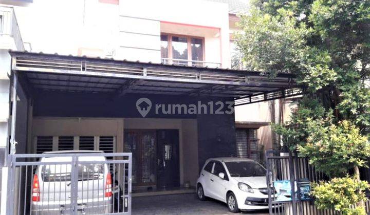 Rumah 2 lantai siap huni 1