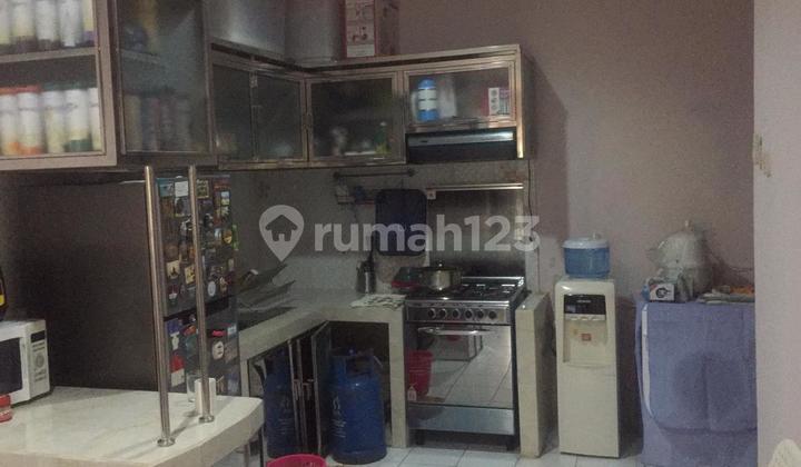 Sweet House Fully Furnished in a Strategic Location 2