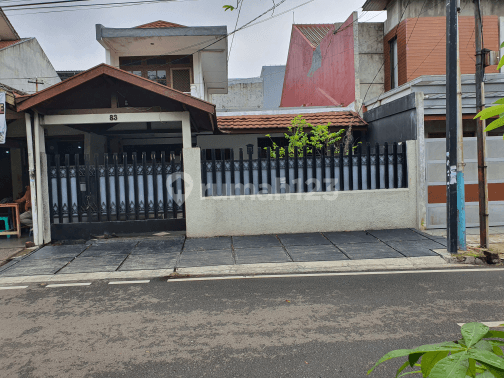 rumah asri dan tenang di area komp. 1