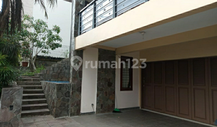 rumah bangunan bagus siap huni lokasi resort Dago pakar