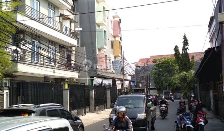 Rumah Kost di Taman Daan Mogot Raya, Grogol, Jakarta Barat 2