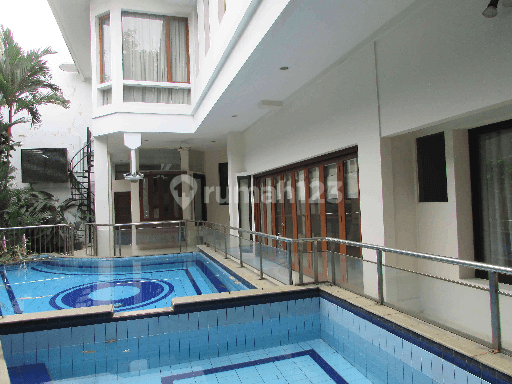 Beautiful House 5BR with Pool at Pondok Indah Jakarta Selatan 1