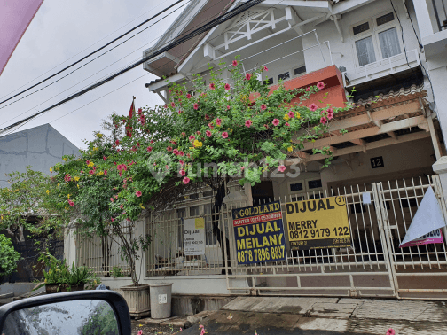 rumah mungil sangat strategis dan jarang ada 2