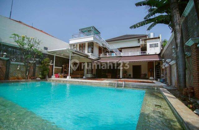 Rumah Mewah Cantik Dengan Fasilitan Swimming Pool di Cipete Jakarta Selatan 1