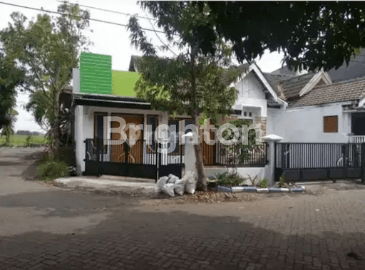 Rumah Hook Cantik Siap Huni, Perum Taman Puspa Sarirogo, Sukodono, Sidoarjo 2