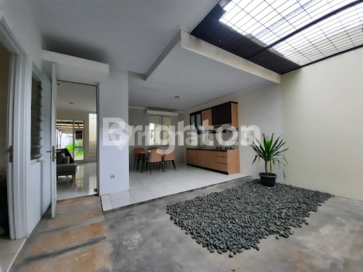 Two-story house, The Icon Housing Near toll gate and AEON Mall BSD.