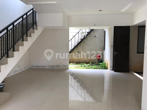 kan Rumah di jl. Raya Bojongsari kan Rumah di jl. Raya Bojongsari