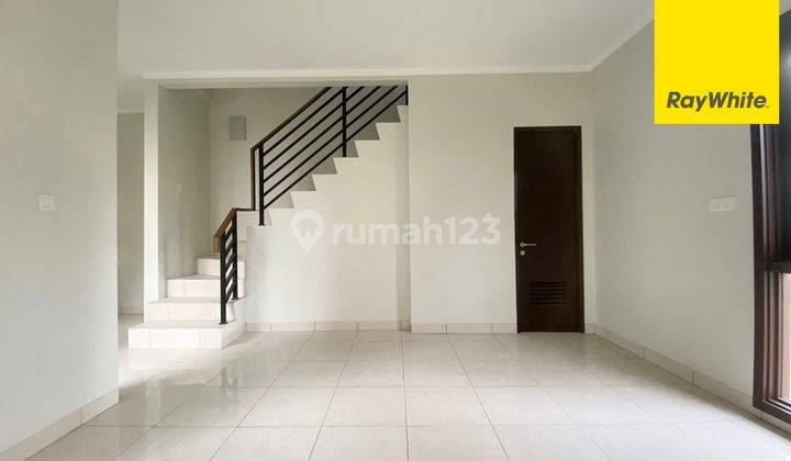 DIJUAL Rumah HOEK Siap Huni Burgundy Residence Summarecon Bekasi 2