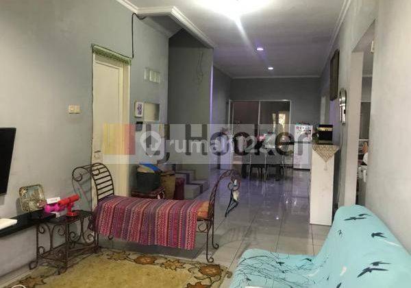 Rumah kokoh jarang ada sekaligus dapat passive income di jl Mangga duri kepa jakarta barat 2