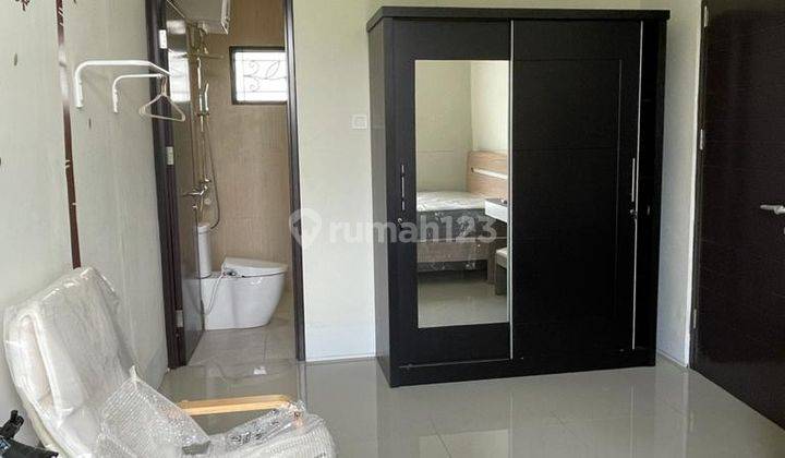 Rumah Di Cluster Taman Simpruk Lippo Cikarang Full Furnished 1