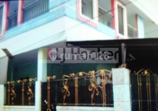 Rumah lokasi Hoek bangunan 2 lantai hitung tanah aja di Tomang Jakarta barat 2