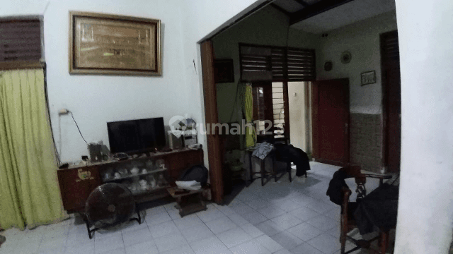 Rumah tengah kota strategis siap huni di erlangga semarang tengah 2