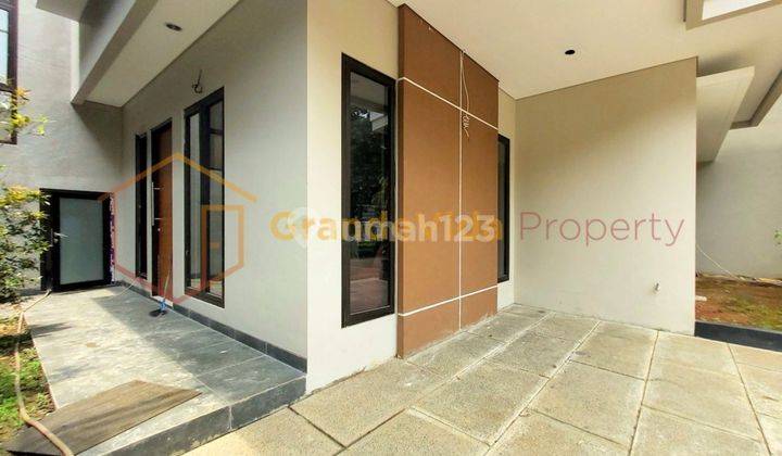 Jagakarsa – Rumah Dalam Townhouse Baru, 2 Lantai + Rooftop, Fasilitas Lengkap. 2